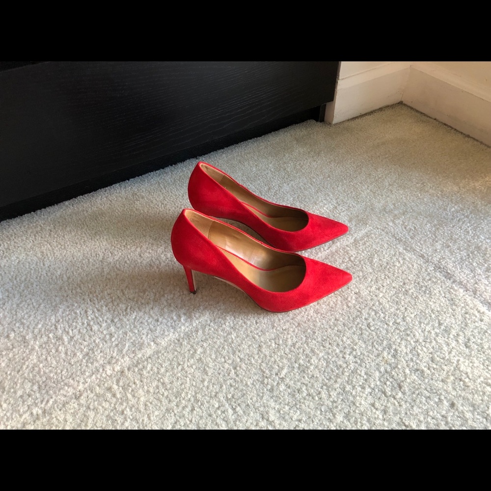 14&Union Matty-Fab Faux swede Red pumps Wide Width